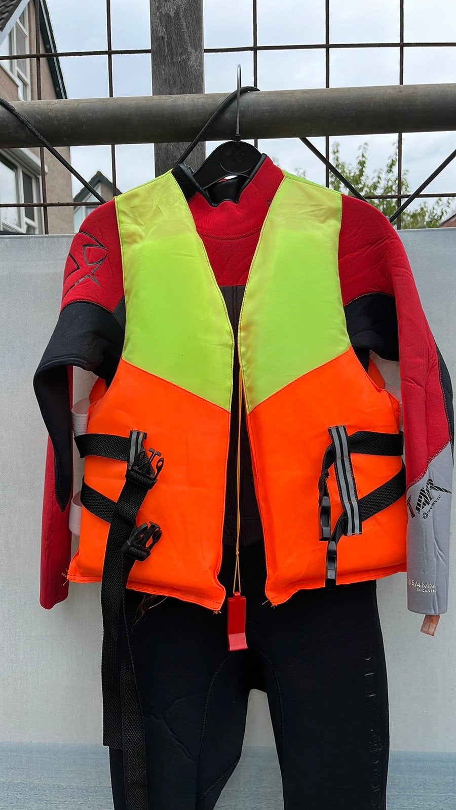 Zwemvest (exclusief wetsuit) -  boven 40N, Ophalen of Verzenden, Zo goed als nieuw, Kind, Wetsuit