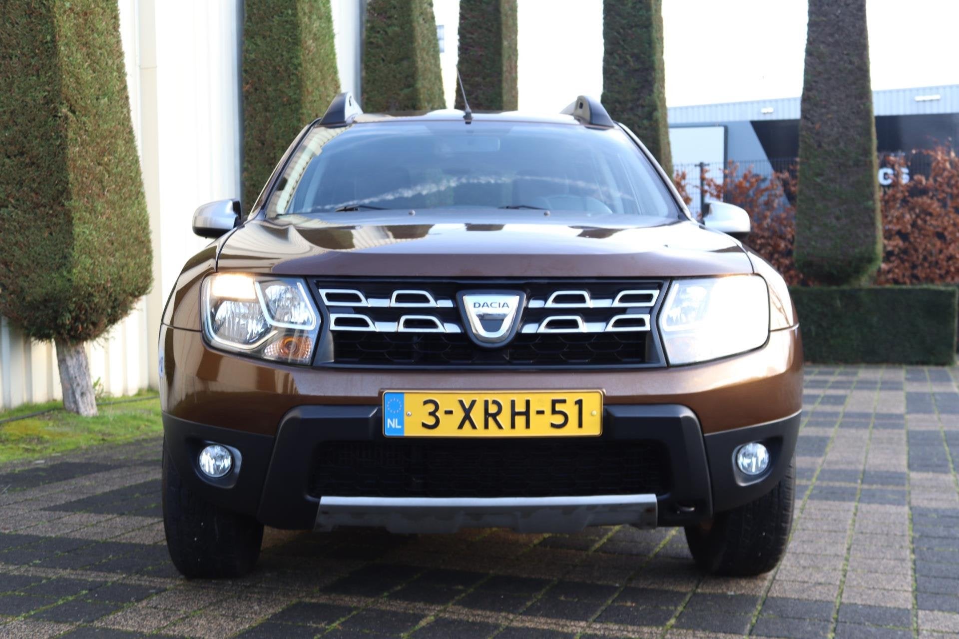 Dacia Duster 1.2 TCe 4x2 Lauréate Navi, Airco, LMV, PDC, Voorwielaandrijving, Euro 5, 125 pk, Gebruikt