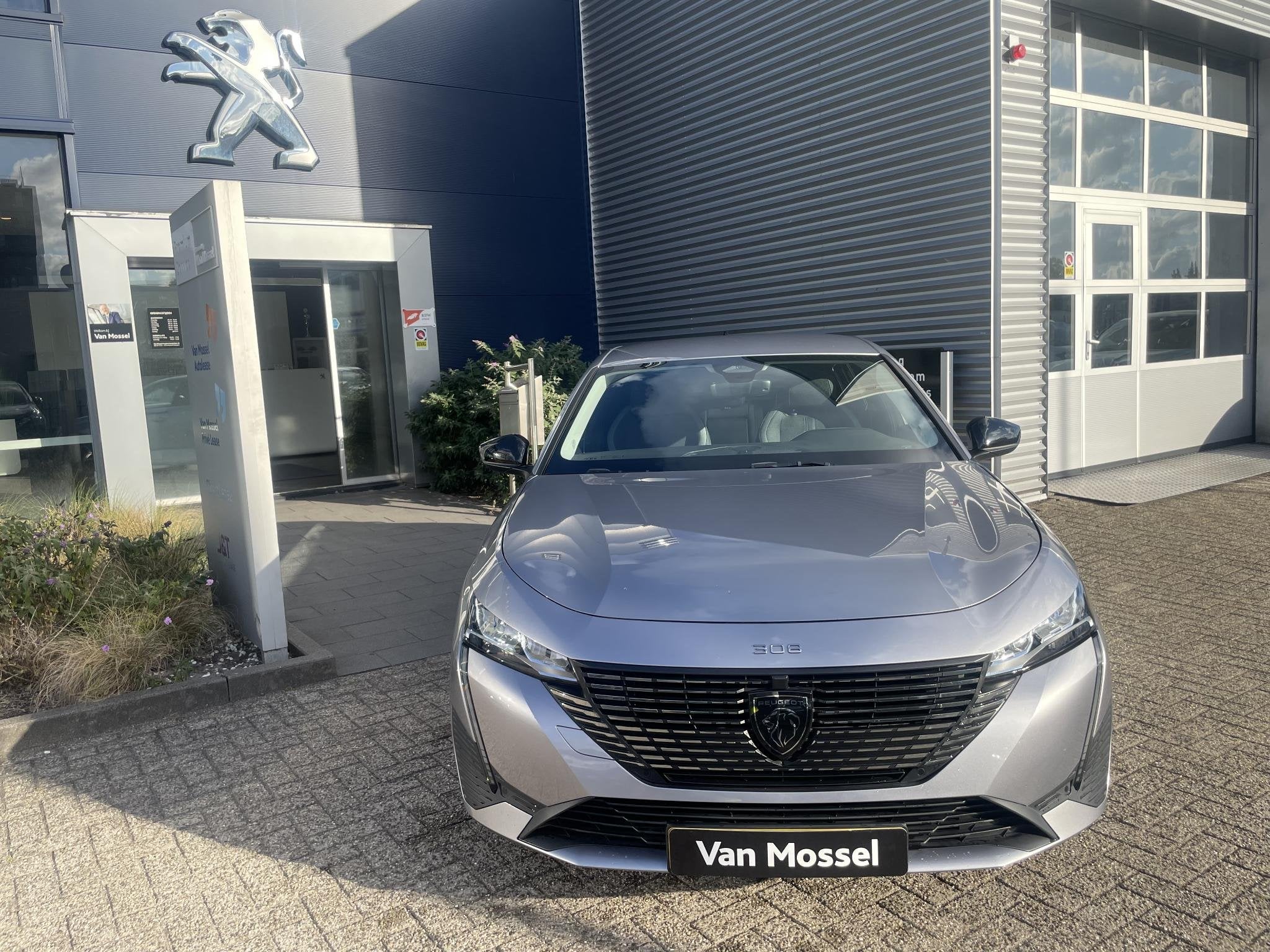 Peugeot 308 1.2 PureTech Allure | Cruise Control | Climate C, Voorwielaandrijving, Gebruikt, Euro 6, 1199 cc