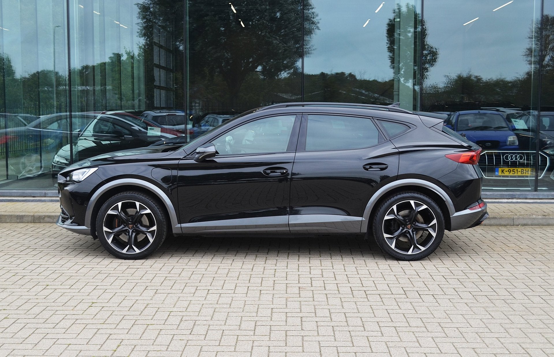 CUPRA Formentor 1.4 e-Hybrid VZ Copper Edition | Camera | St, Auto's, Automatische klimaatregeling, Gebruikt, Zwart, 4 cilinders