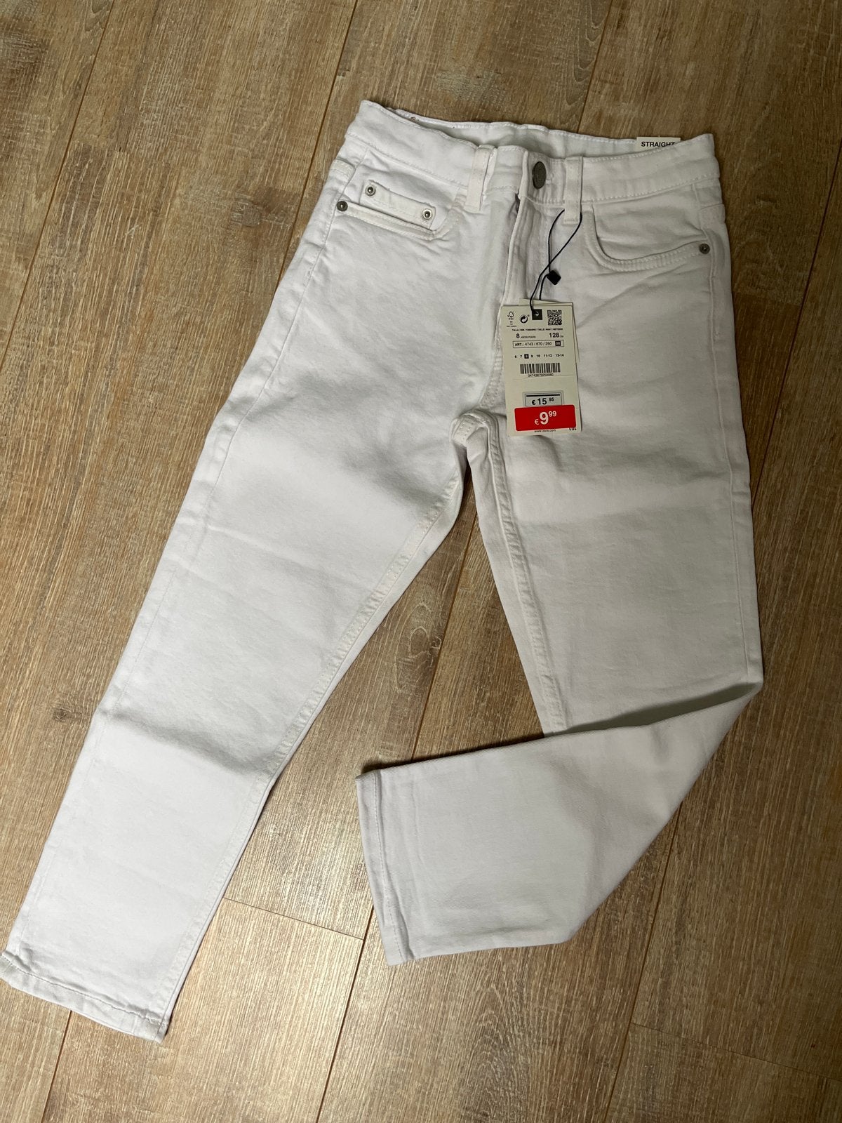 Nieuwe witte Zara spijkerbroek, maat 128, Ophalen of Verzenden, Nieuw, Jongen of Meisje