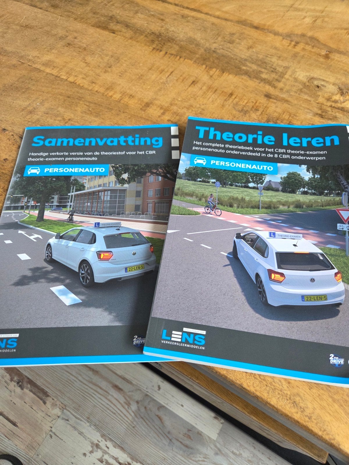CBR Theorieboek + Samenvatting, Boeken, Ophalen of Verzenden, Zo goed als nieuw, Overige niveaus, Lens Verkeersleermiddelen