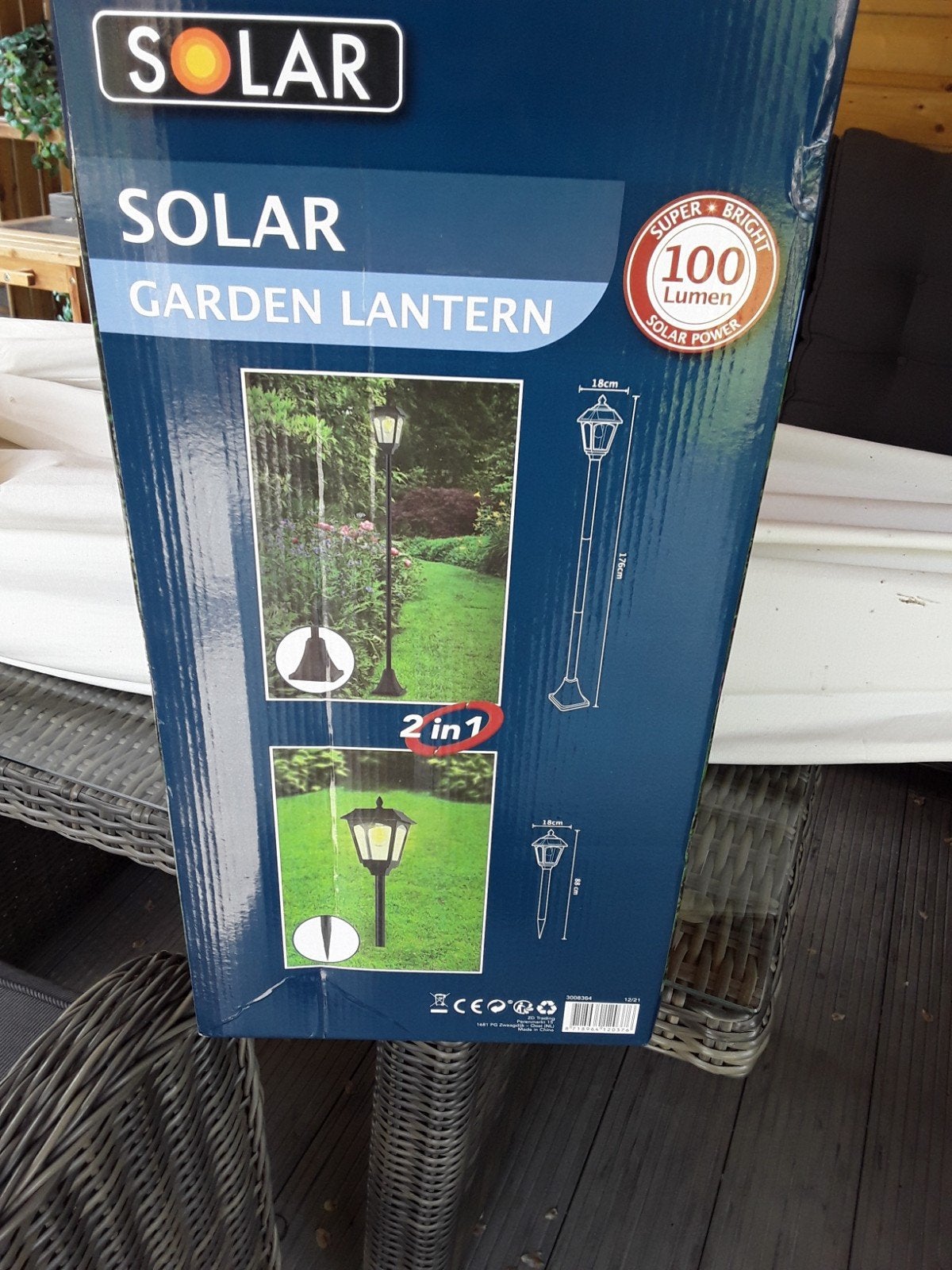 Solar Tuinlantaarn 2-in-1 - 1,76m hoog - 100 Lumen, Zonne-energie, Kunststof, Minder dan 50 watt, Staande lamp