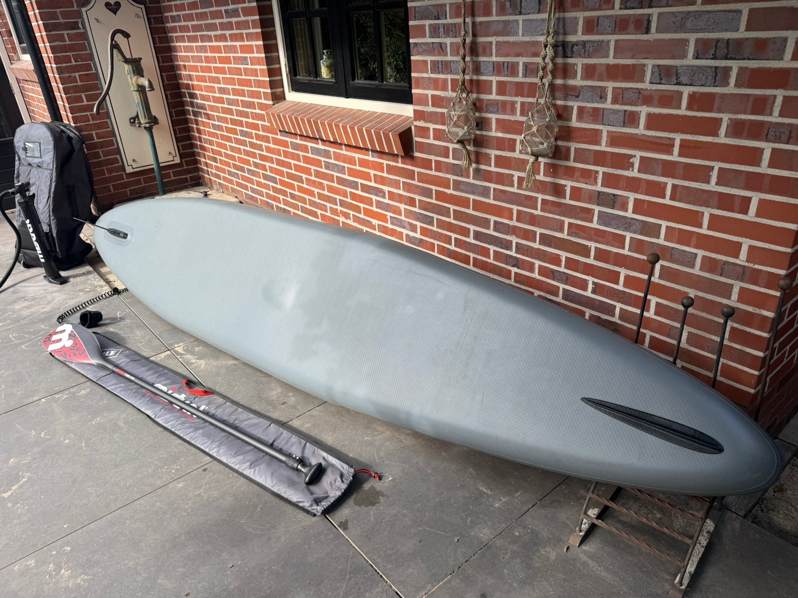 Foto 14 van Red Paddle CO Elite 12'6 x 28" Inflatable Sup board