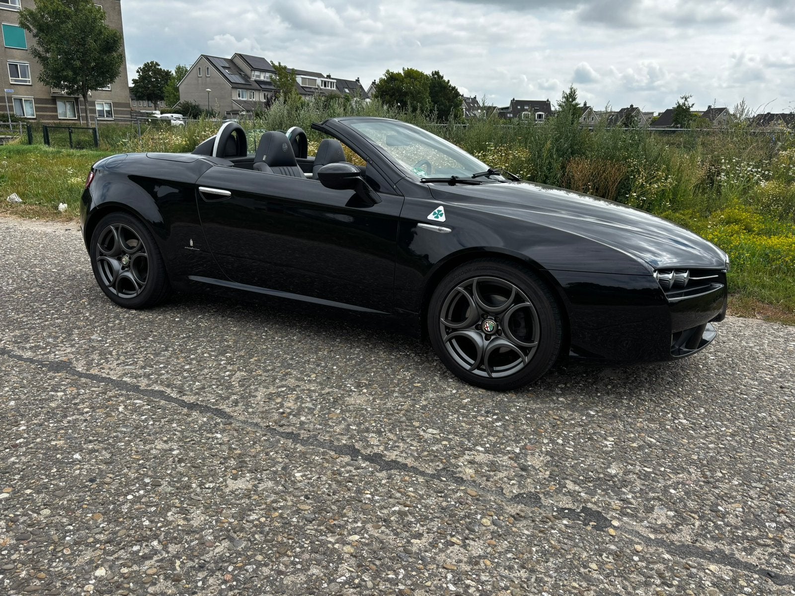 Alfa Romeo Spider 2.2 JTS | Zwart | 2007 | Leder | 8C Velgen, 1450 kg, Achterwielaandrijving, Zwart, 4 cilinders
