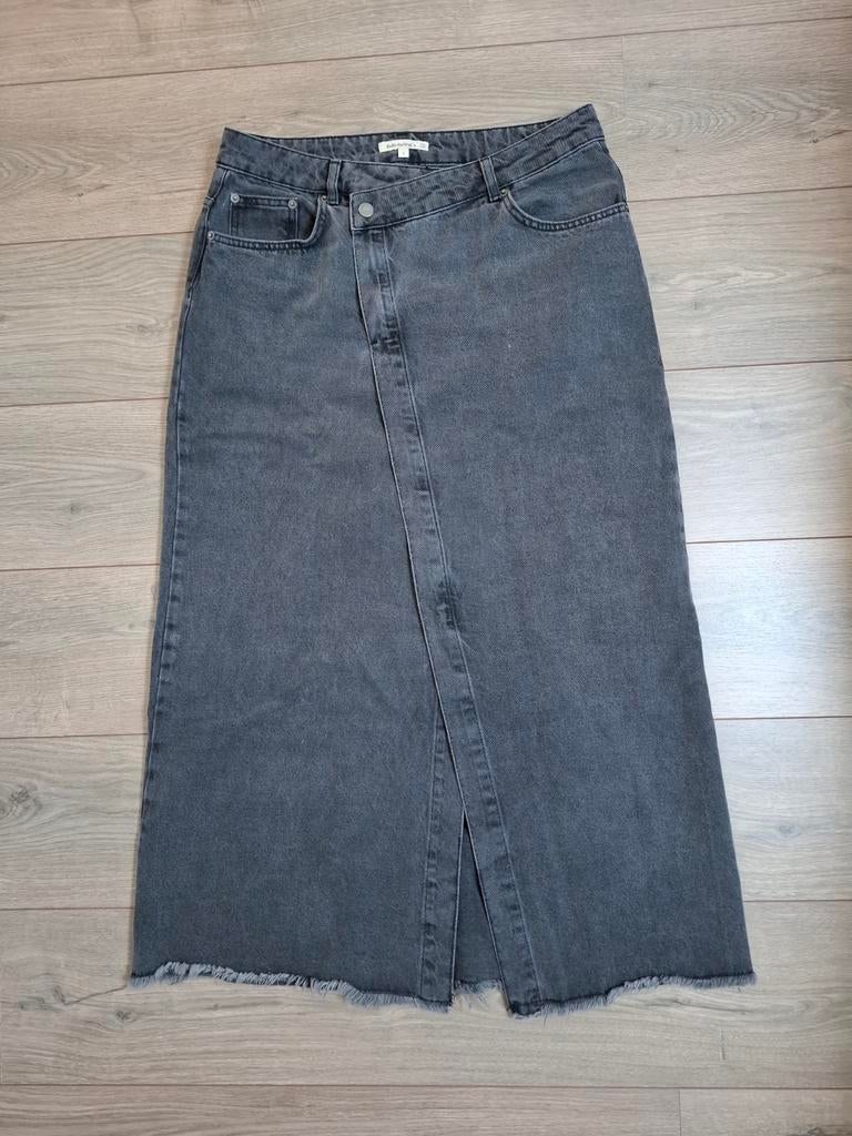 Donkergrijze spijkerrok, Kleding | Dames, Maat 42/44 (L), Ophalen of Verzenden, Zo goed als nieuw, Grijs