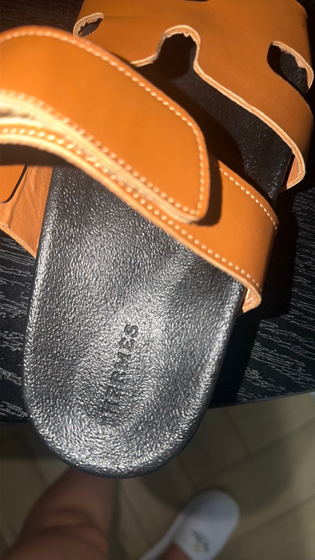 Hermes slippers maat 37, Kleding | Dames, Ophalen of Verzenden, Nieuw