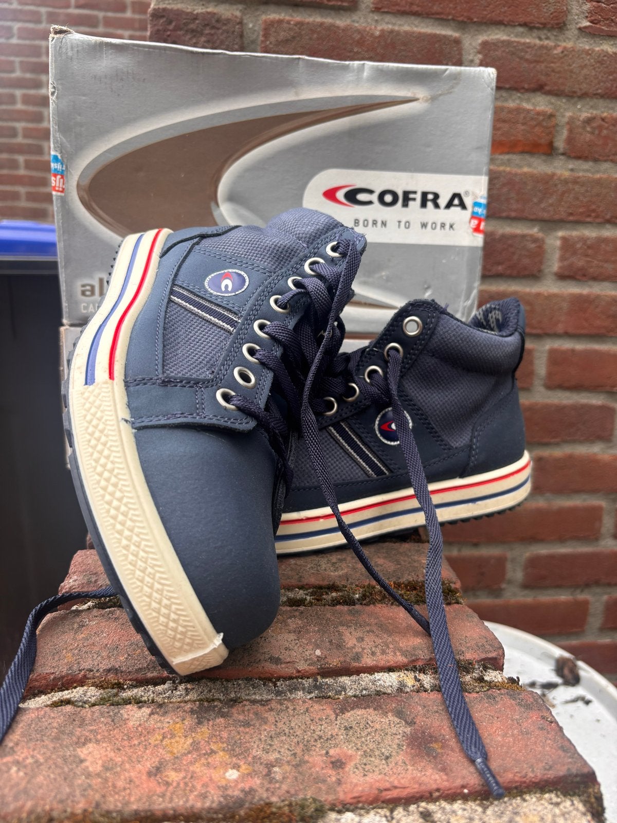 Splinternieuwe Cofra veiligheidsschoenen maat 39, Ophalen of Verzenden, Nieuw