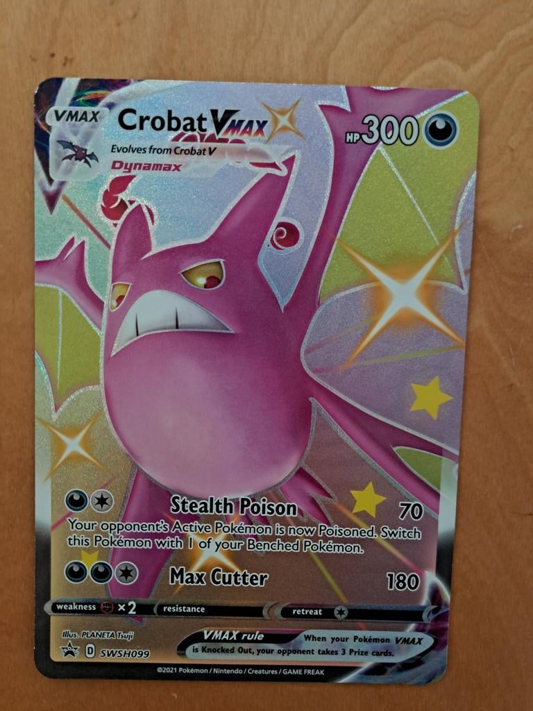 Jumbo crobat vmax, Hobby en Vrije tijd, Verzamelkaartspellen | Pokémon, Ophalen, Zo goed als nieuw, Losse kaart, Foil