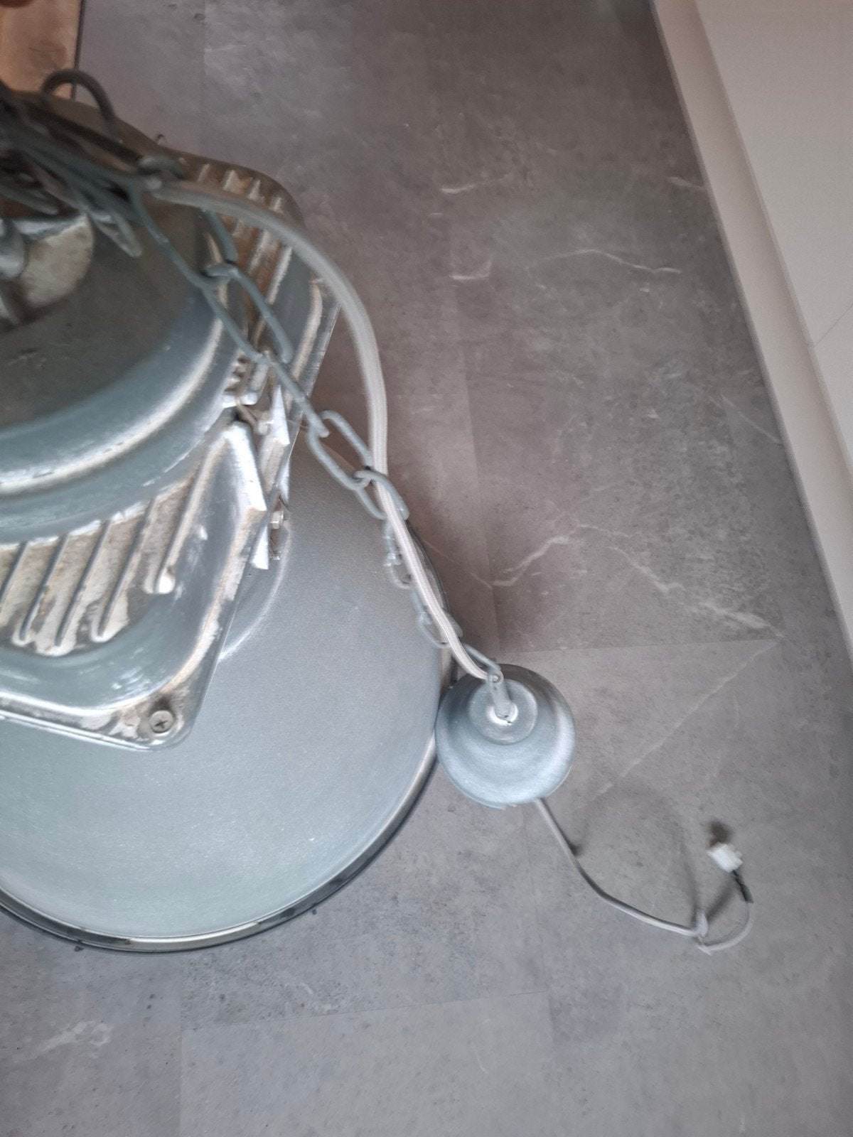 Foto 4 van Grote industriële hanglamp - Vintage fabriekslamp