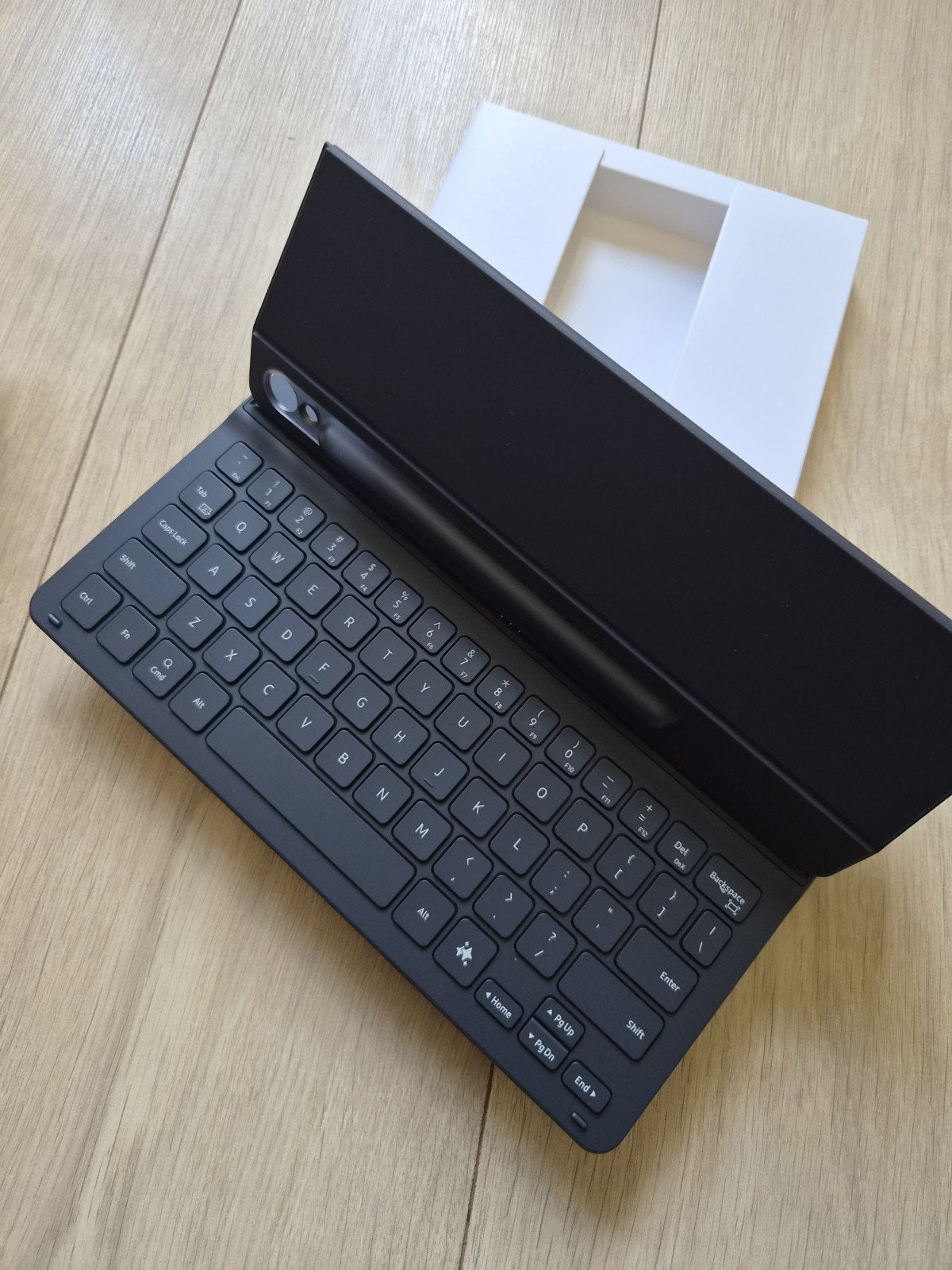 Samsung Book Cover Keyboard Slim + AI Key, Nieuw, Ophalen of Verzenden, Tab S10 Lite, S10 FE, S10 FE+, S9 FE, S9 FE 5G en S9 FE+