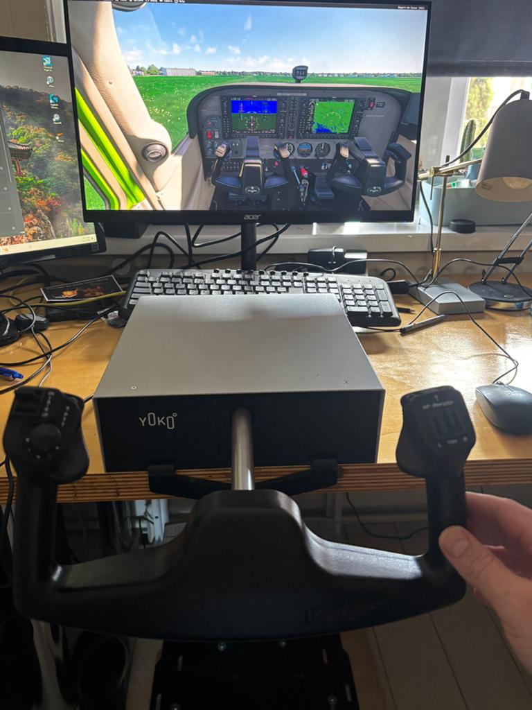Yoko+ Yoke Flight Sim – prof. stuur voor MSFS2024 / X-Plane, Ophalen of Verzenden, Zo goed als nieuw, Stuurtje of Sportattribuut