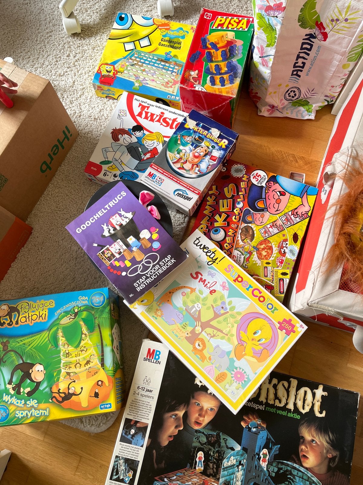 Groot Spellenpakket: Bordspellen, Puzzels & Meer!, Drie of vier spelers, Ophalen of Verzenden, Gebruikt, Reisspel