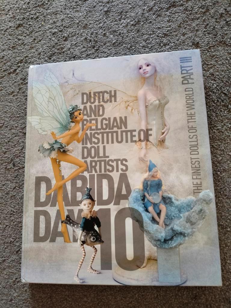 The Finest Dolls of the World Part III, Ophalen of Verzenden, Zo goed als nieuw, Overige onderwerpen
