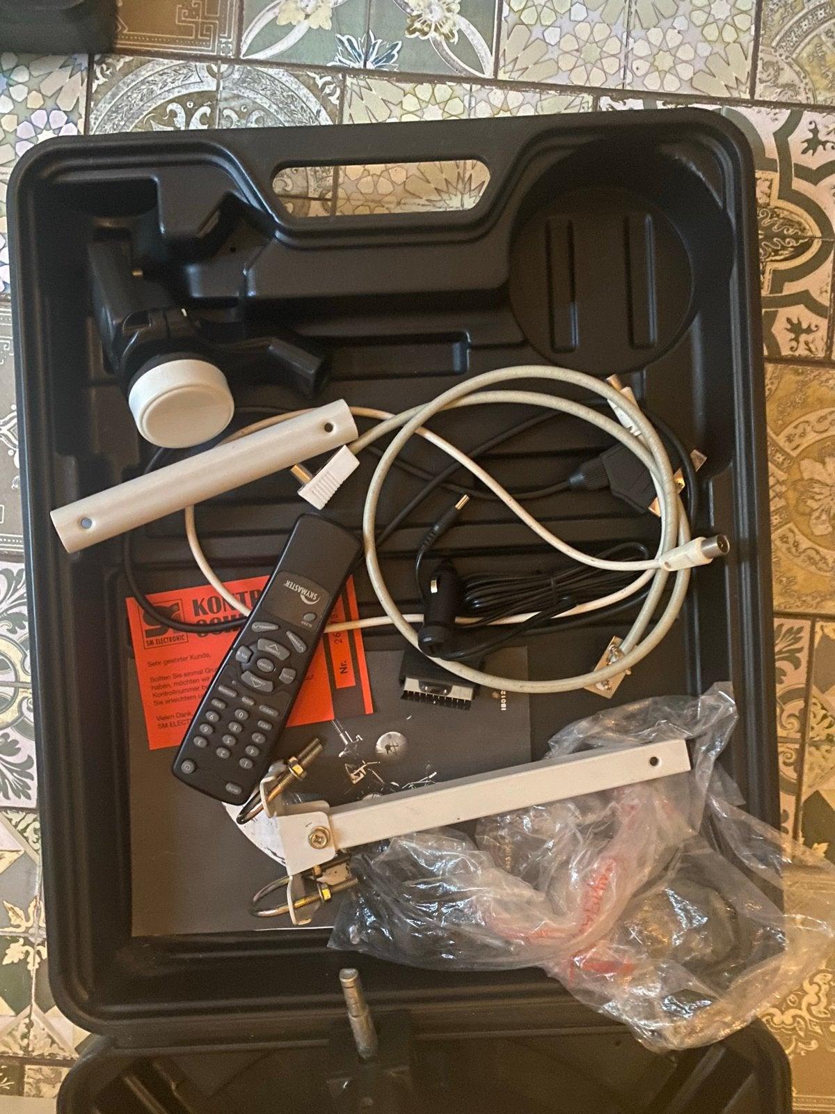 Skymaster DC 40 Camping Satelliet Ontvanger met Telescoopbui, Ophalen, Gebruikt, Decoder