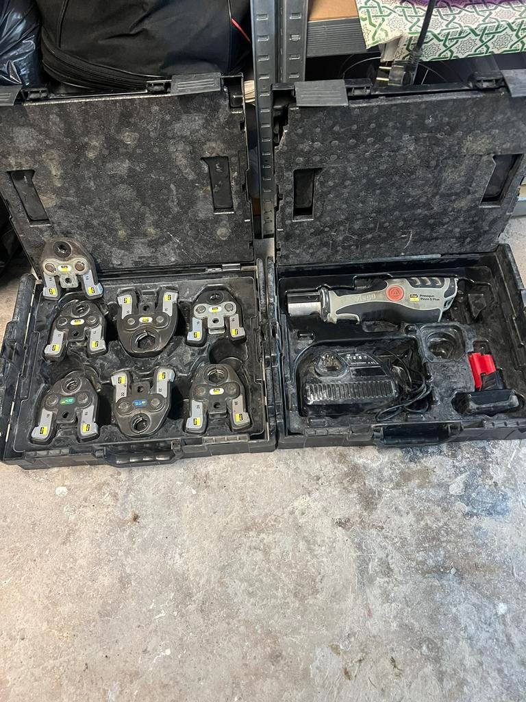 2x Viega Pressgun Picco 6 Plus Perstang / Persmachine ZGAN, Ophalen of Verzenden, Zo goed als nieuw