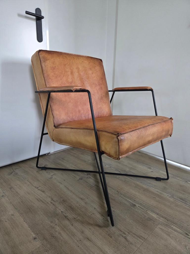 Lounge stoel - Cognac leer met zwart metalen frame, Ophalen, Industrieel, Modern, Vintage, Bruin, Eén