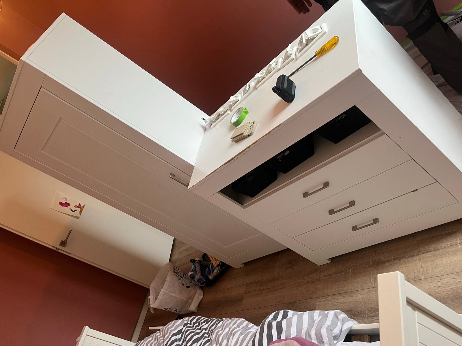 Kinderkamer, commode, kledingkast, Gebruikt, 50 tot 70 cm, 105 cm of meer, Ophalen of Verzenden