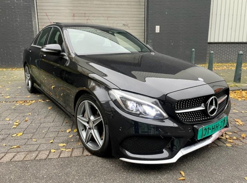Mercedes-Benz C400 333PK/4MATIC/AMG/PANO/HEAD-UP/SFEER, Auto's, Mercedes-Benz, 1800 kg, Overige kleuren, Vierwielaandrijving, Particulier