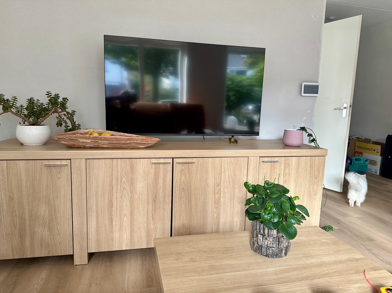 Gratis dressoir in goede staat., Ophalen, Overige materialen, 200 cm of meer, Modern