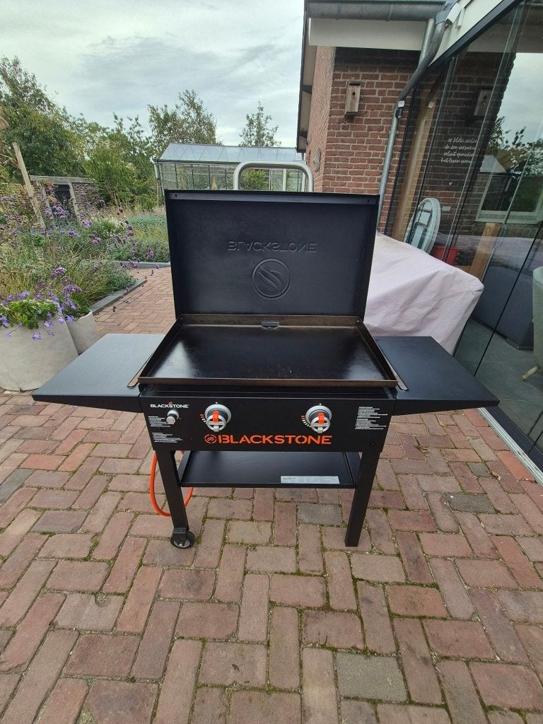 Blackstone 28" Griddle met deksel (BBQ - Plancha), Ophalen, Zo goed als nieuw