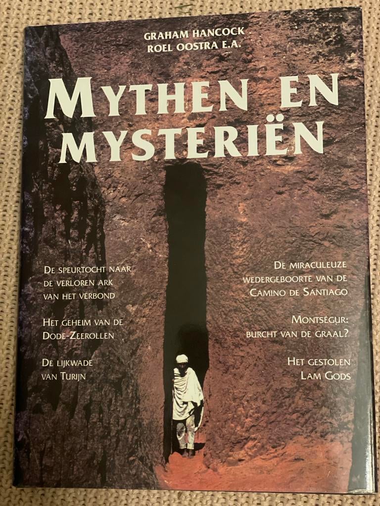 Mythen en Mysteries - G. Hancock & R. Oostra, Boeken, Ophalen of Verzenden, Zo goed als nieuw
