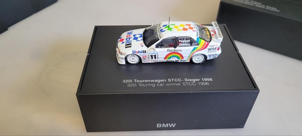 Minichamps BMW 320i STCC  Winner 1998 Peggen/Ekblom, Hobby en Vrije tijd, Modelauto's | 1:43, Ophalen of Verzenden, Zo goed als nieuw