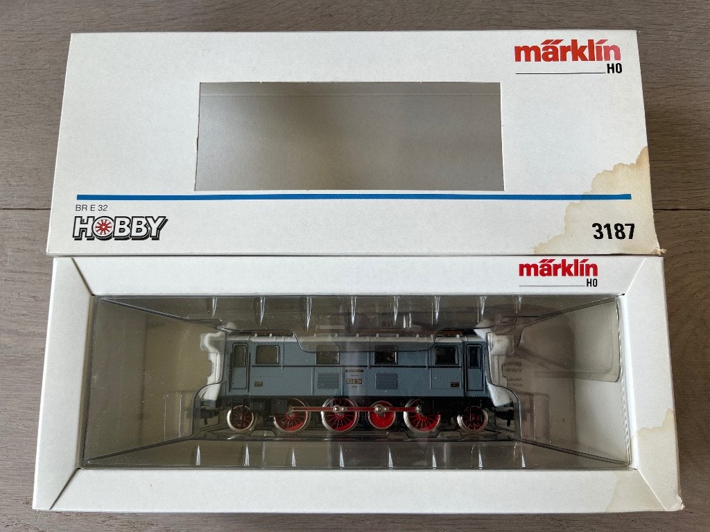 Marklin 3187 ho locomotief nieuwstaat, Wisselstroom, Locomotief, Verzenden, Zo goed als nieuw