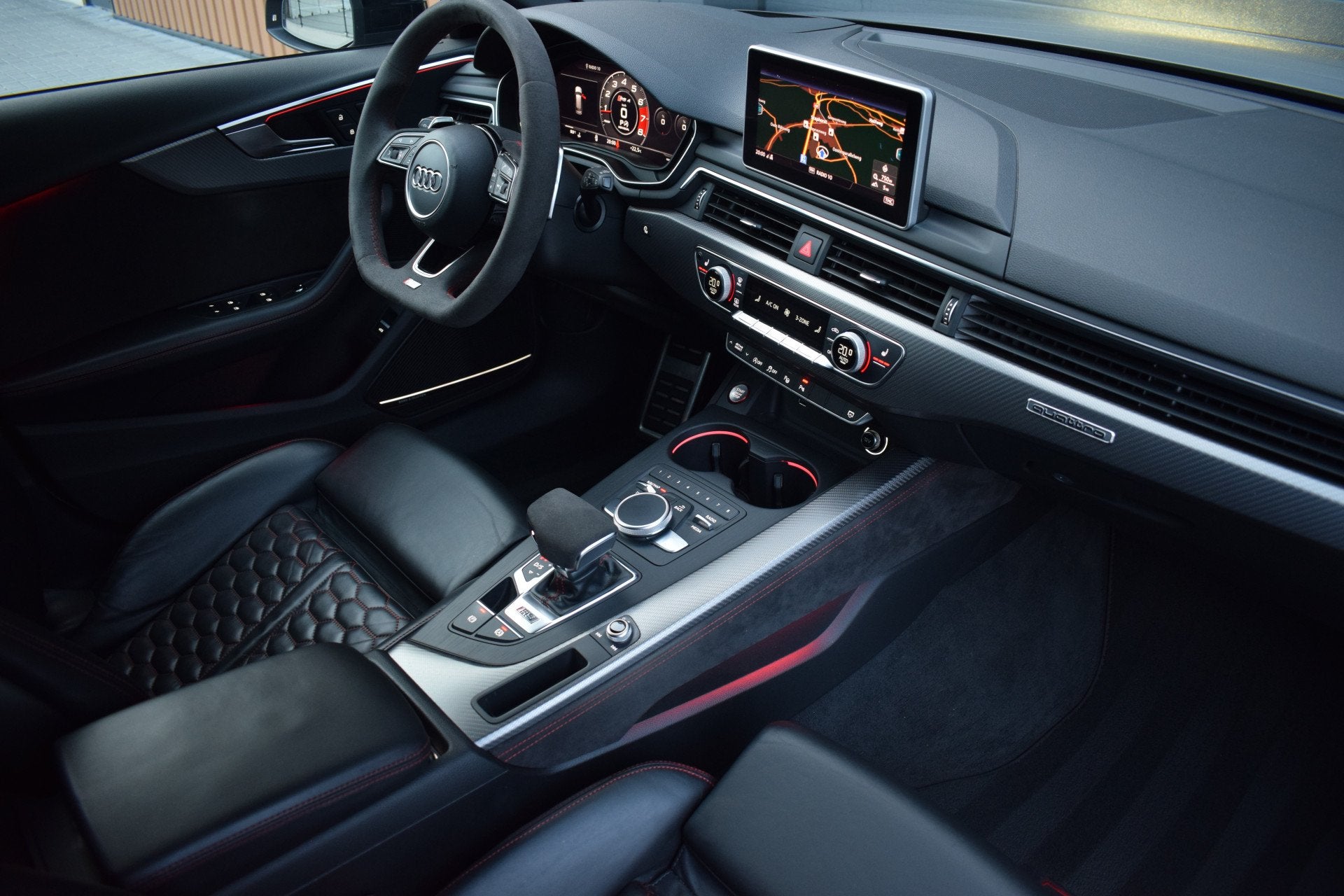 Foto 53 van Audi RS4 2.9 TFSI 450pk Quattro Pano | HUD | Milltek | 360 c