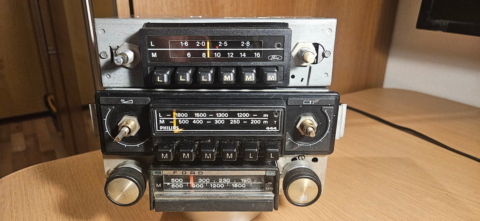 3 x Vintage oldtimer radio Ford P21 Philips 22N 444/50, Ophalen of Verzenden, Gebruikt