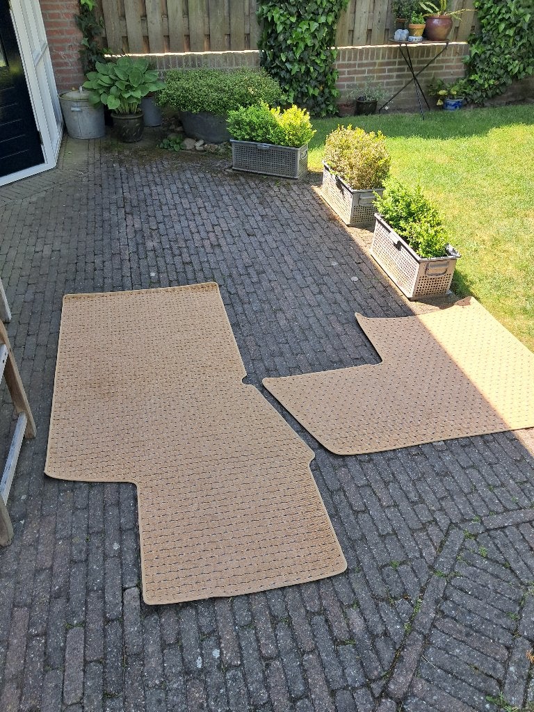tapijtset / mattenset Hobby caravan 400 sf 2008, Ophalen, Gebruikt