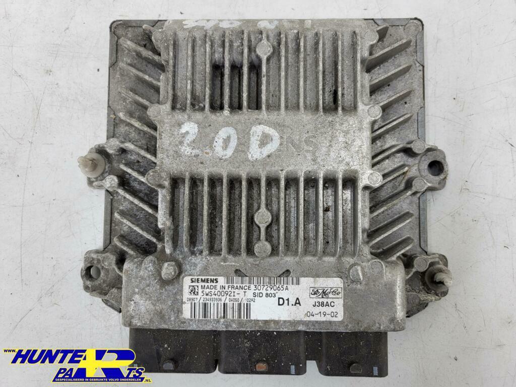 Ecu Siemens FoMoCo Volvo D4204T V50/S40 ('04-'12) 30729065A, Gebruikt, Ophalen of Verzenden, Volvo, Volvo