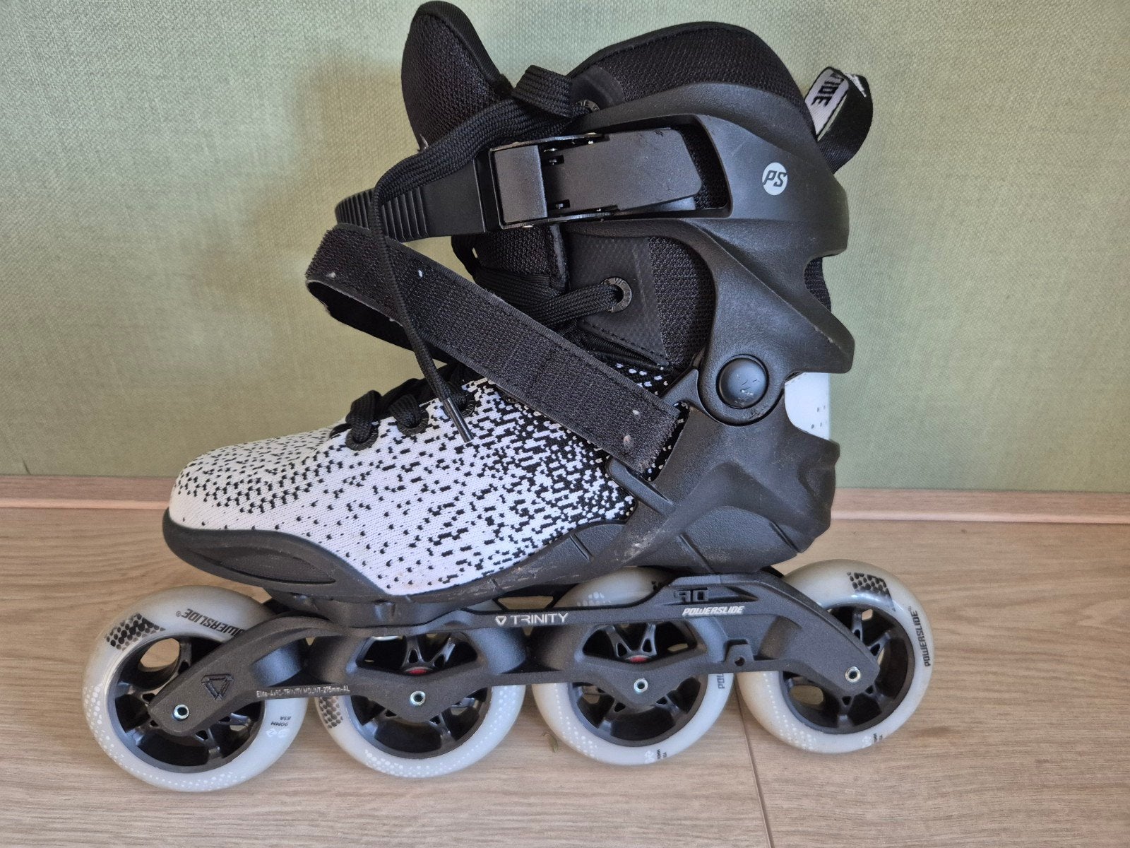 Powerslide Phuzion Xenon Skates Maat 39 - Zo goed als nieuw, Sport en Fitness, Ophalen of Verzenden, Zo goed als nieuw, Inline skates 4 wielen