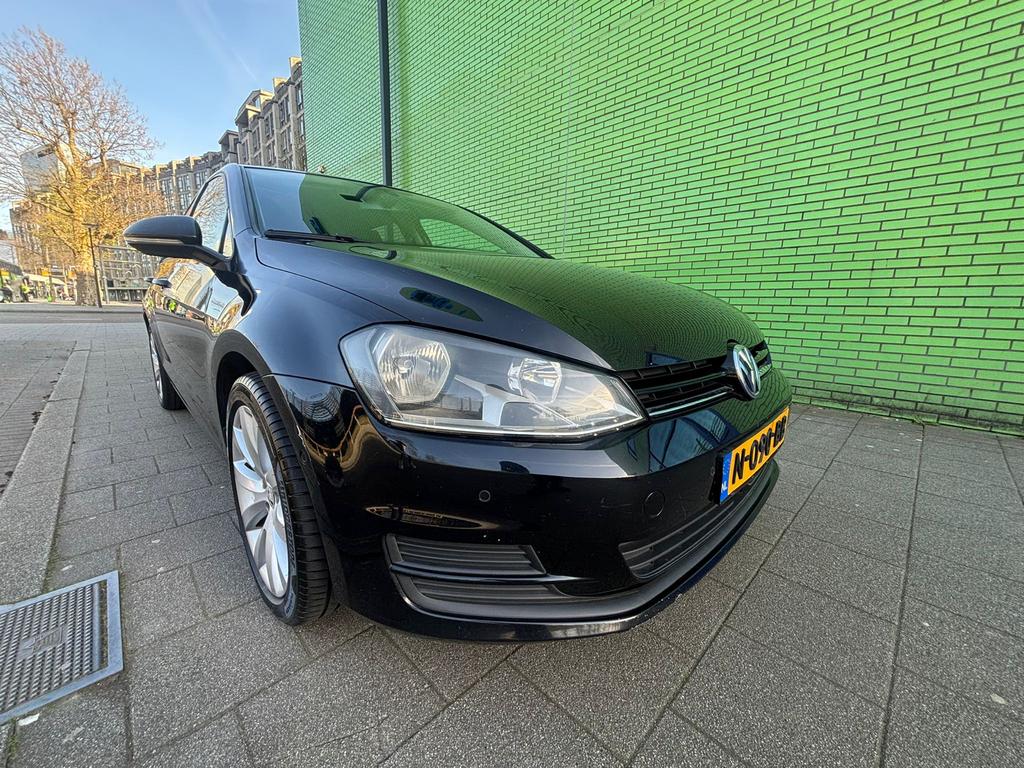 Volkswagen Golf 1.6 TDI 77KW DSG 2014 Zwart, Auto's, 4 cilinders, Zwart, Diesel, 26 km/l