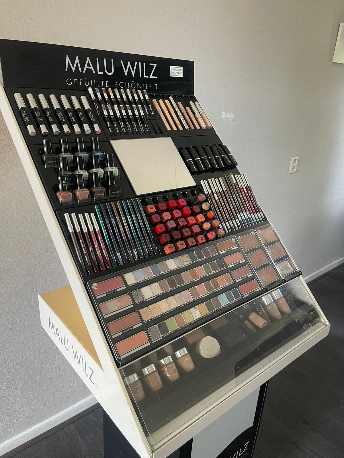 Make-up stand Malu Wilz, Ophalen, Zo goed als nieuw, Gehele gezicht