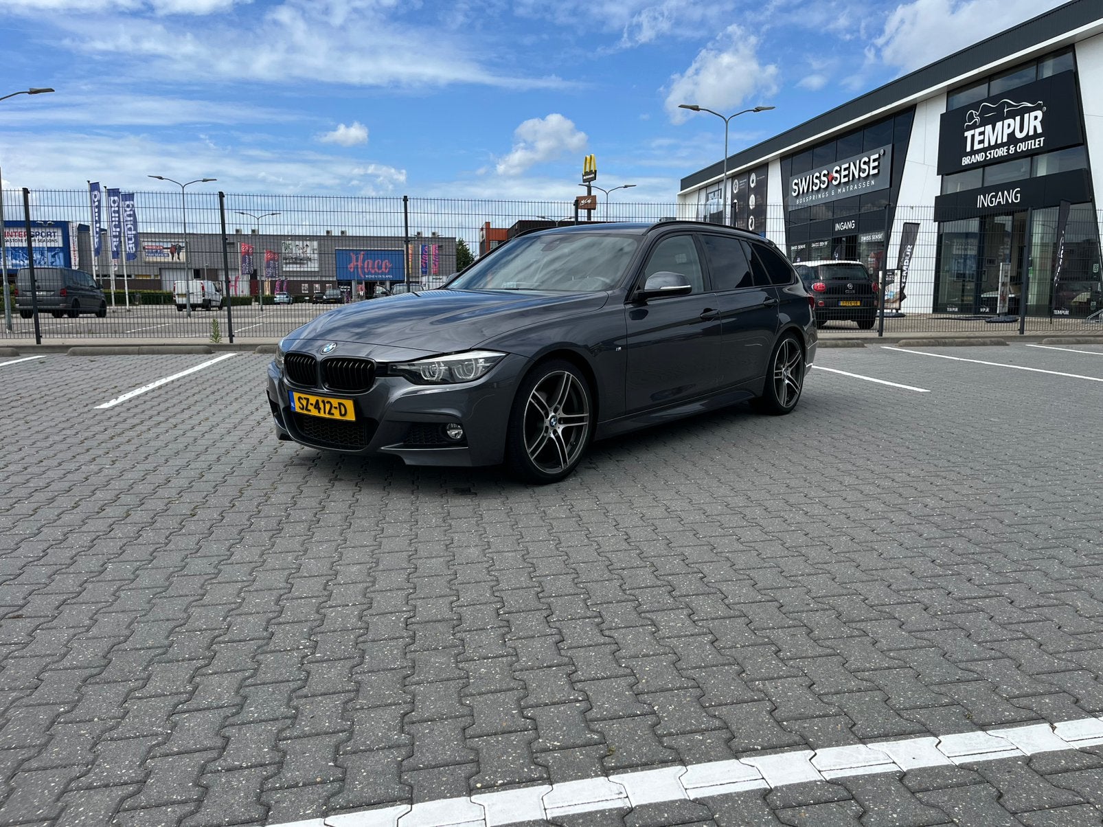 BMW 3-Serie 320i LCI 184pk Aut 2018, Automaat, 1998 cc, Achterwielaandrijving, 1800 kg