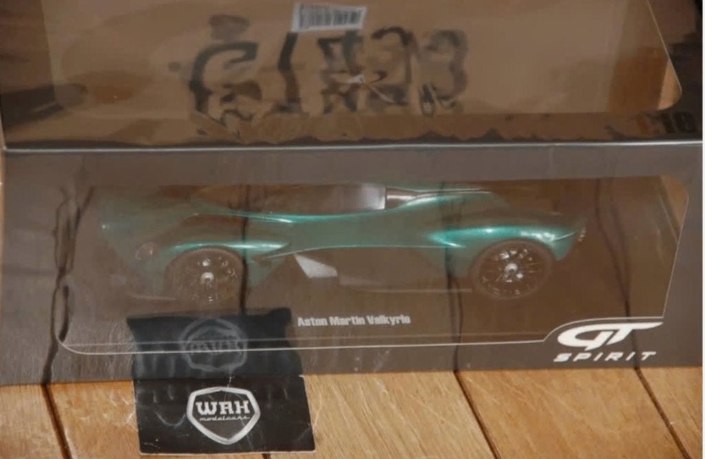 1:18 ASTON MARTIN VALKYRIE green GT spirit GT435 in box WRH, Verzenden, Nieuw, Auto, Overige merken
