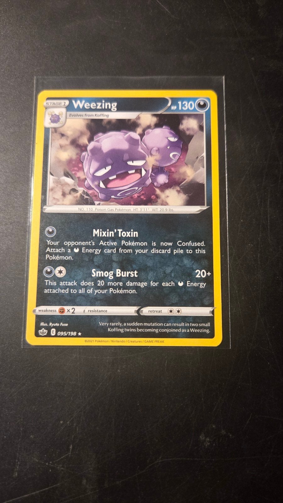 Weezing 095/198 (rare) - Chilling Reign Pokémon kaart, Verzenden, Zo goed als nieuw, Losse kaart