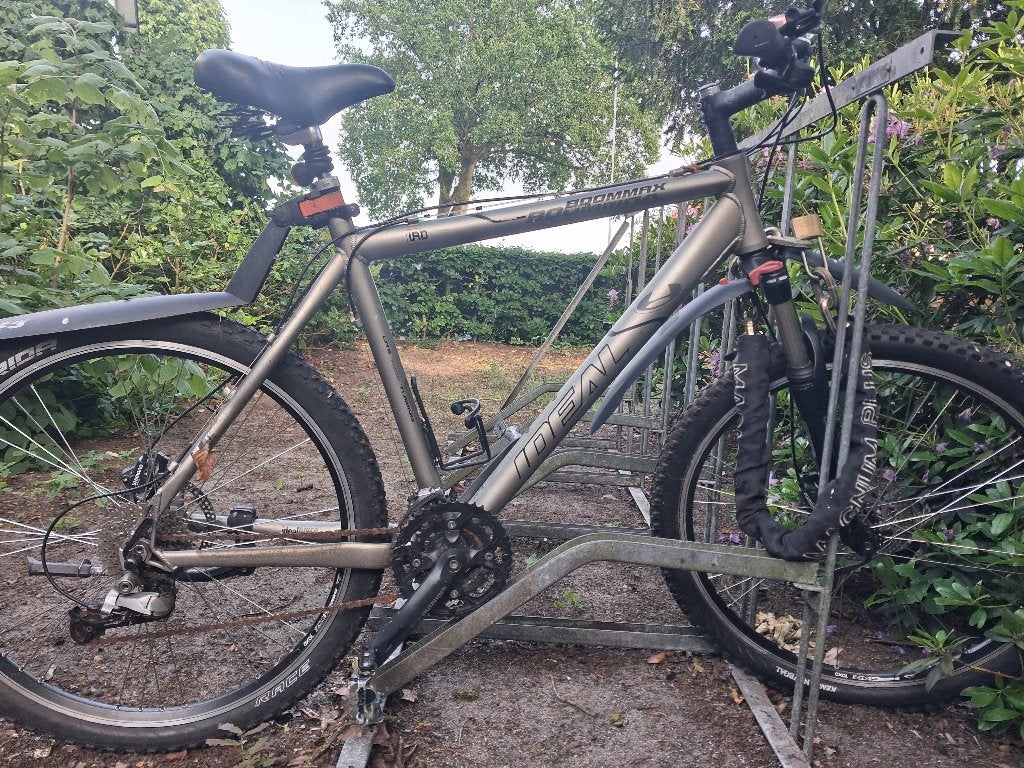 Fiets, 28 inch, Vering, Zo goed als nieuw, Meer dan 20 versnellingen