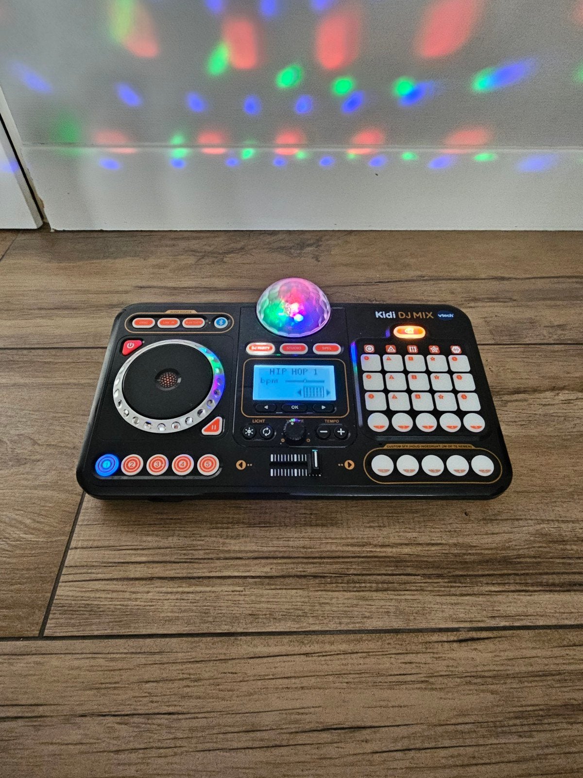 VTech Kidi DJ Mix: Interactieve DJ-tafel met lichtshow, Ophalen, Zo goed als nieuw, Elektronica, Met licht