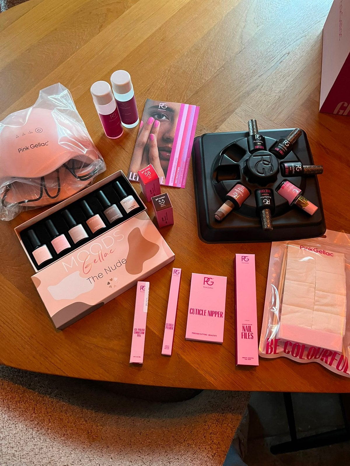 Pink Gellac starterpakket/LED lamp/10 kleuren/manicureset, Ophalen, Overige kleuren, Zo goed als nieuw, Handen en Nagels