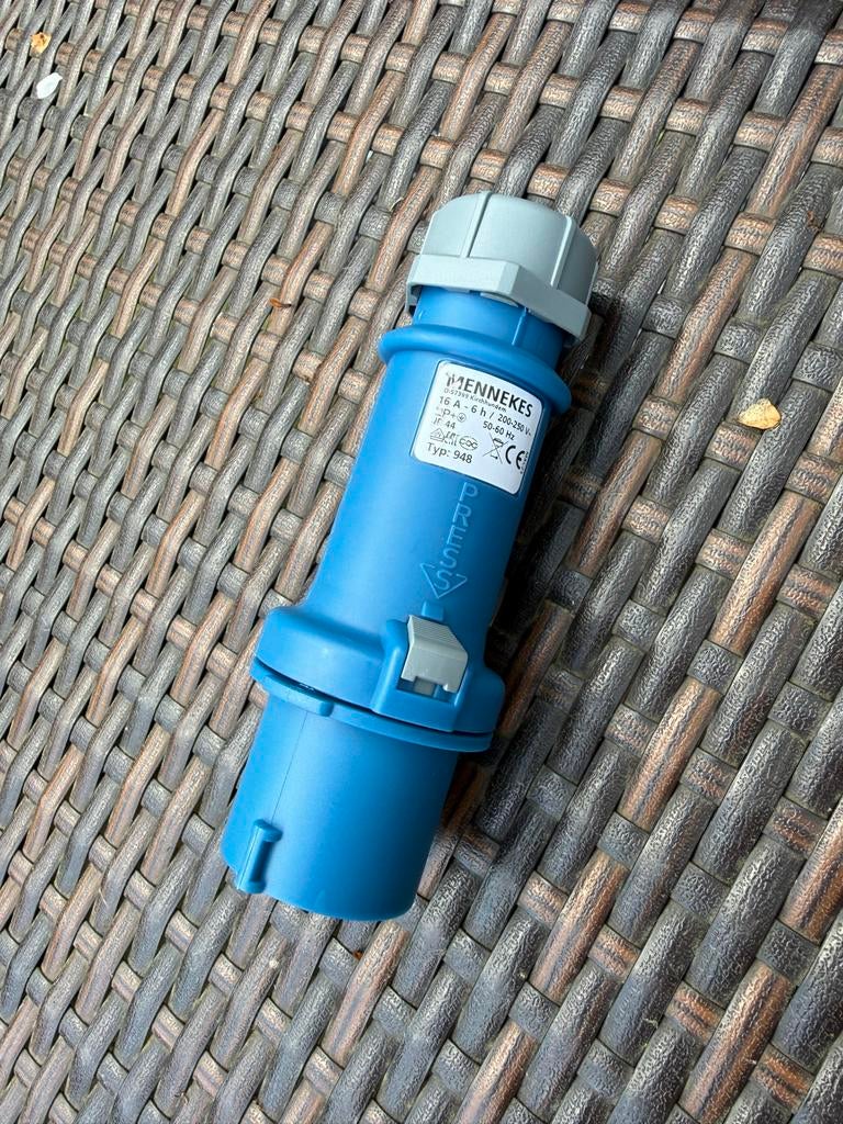 Mennekes stekker 16A 200-250V, Ophalen of Verzenden, Gebruikt, Stekker