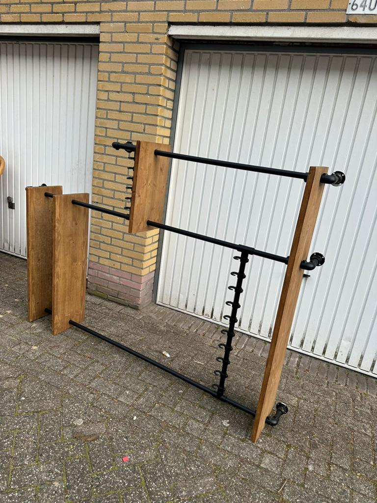 Design 85  Industriele kapstok Stralend, Ophalen of Verzenden, Zo goed als nieuw, IJzer