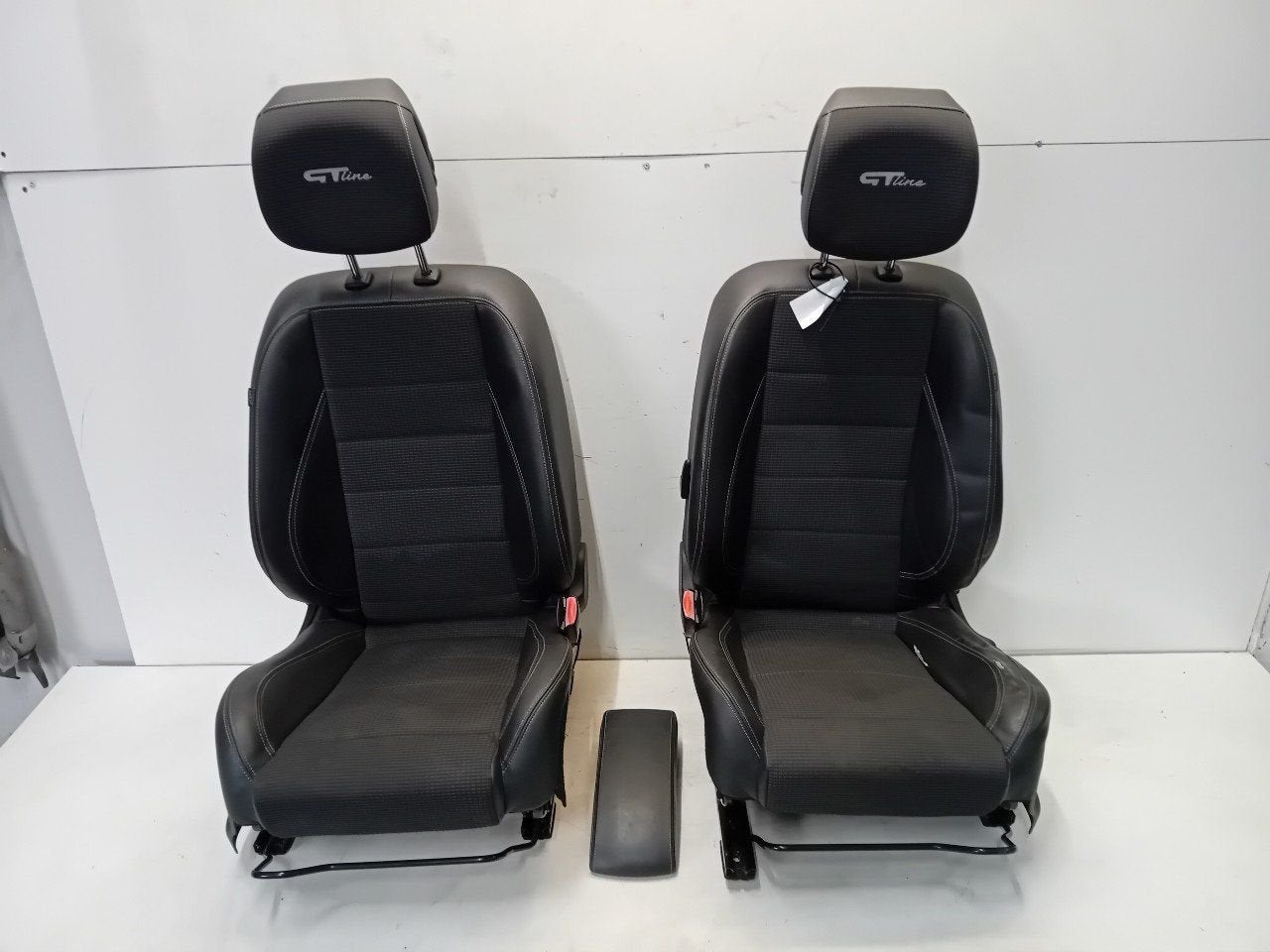 Interieur Renault Mégane, Onderdelen@venauto.nl, Van der Ven Autorecycling B.V., Gebruikt, Ettenseweg 76, 4706 PB Roosendaal, The Netherlands