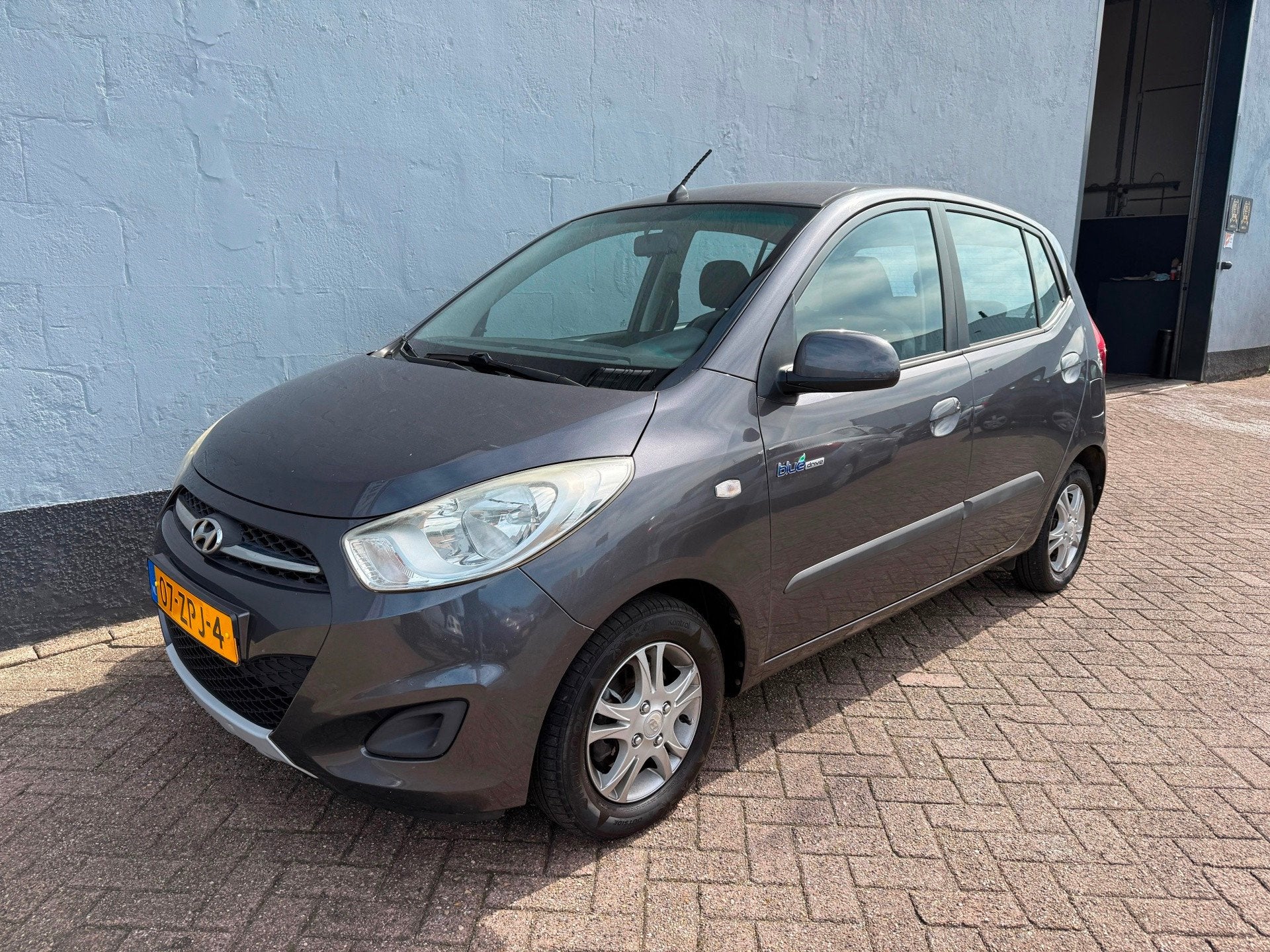 Hyundai I10 1.0 Pro - Airco - LMV, Voorwielaandrijving, Gebruikt, 31 €/maand, 400 kg