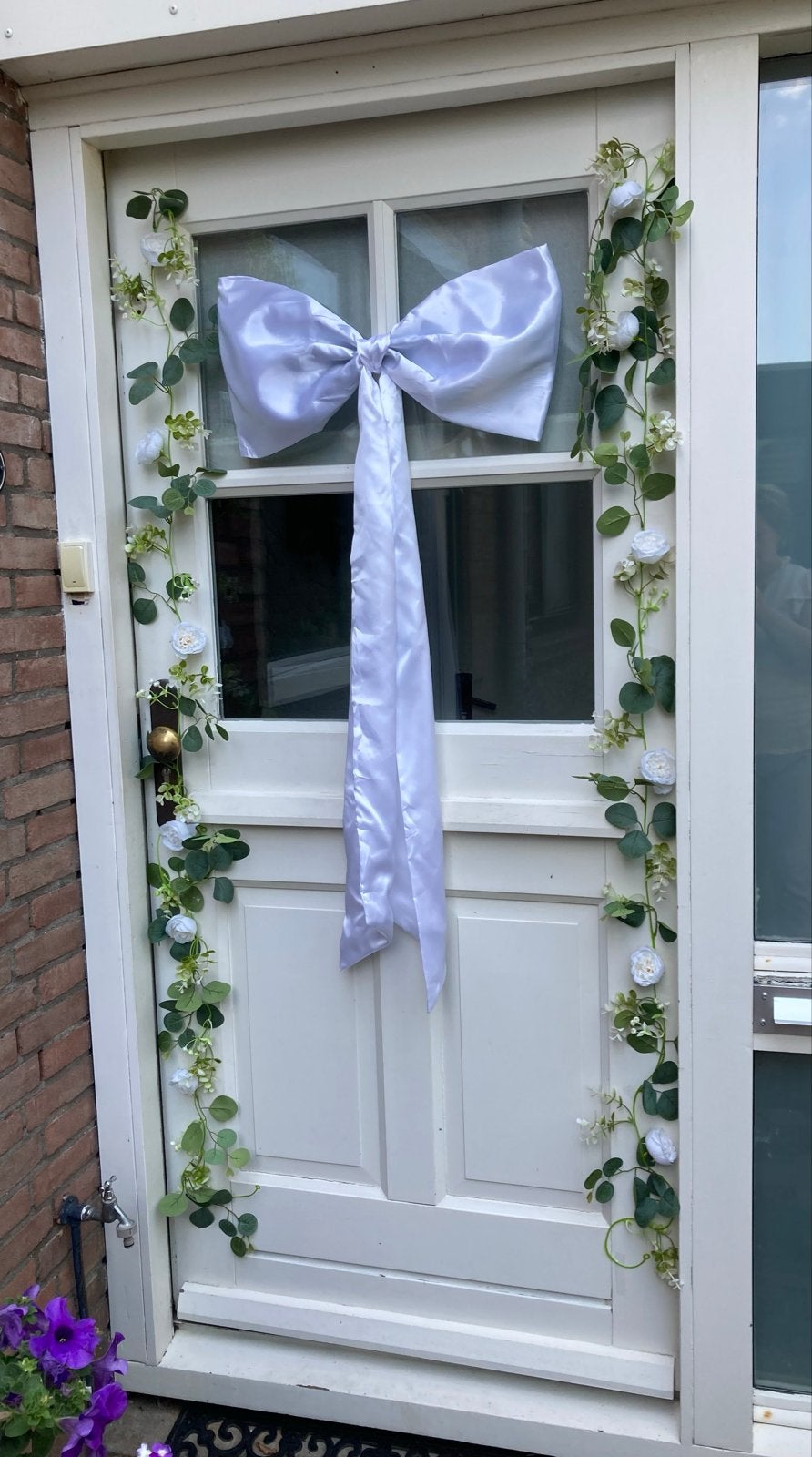 Feestdecoratie - grote strik - vlaggenlijn - bloemenslingers, Ophalen of Verzenden, Zo goed als nieuw, Versiering, Geboorte of Huwelijk