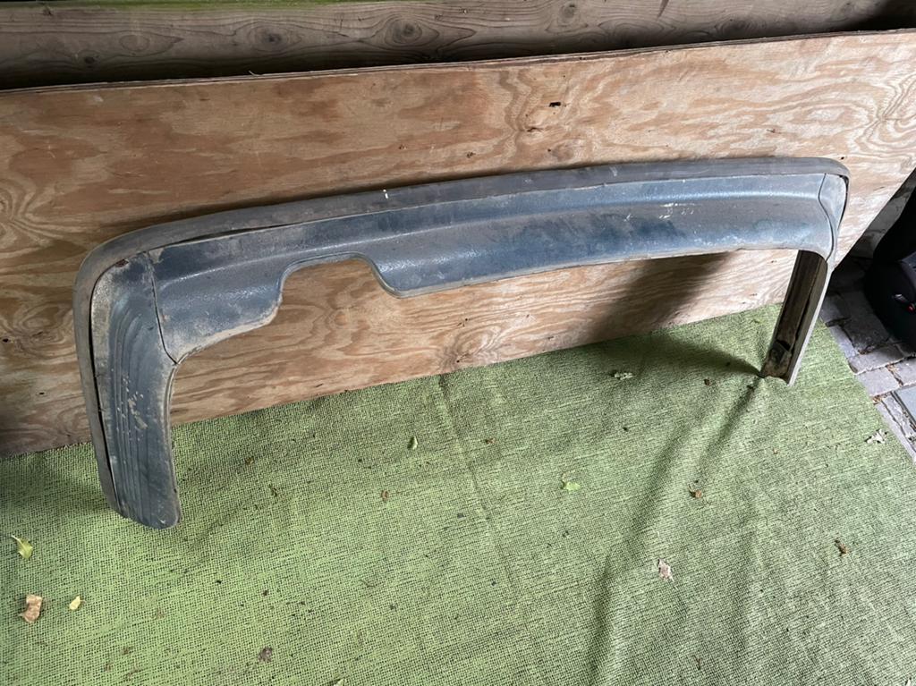 Mercedes W107 / C107 achterbumper SL / SLC, Ophalen, Bumper