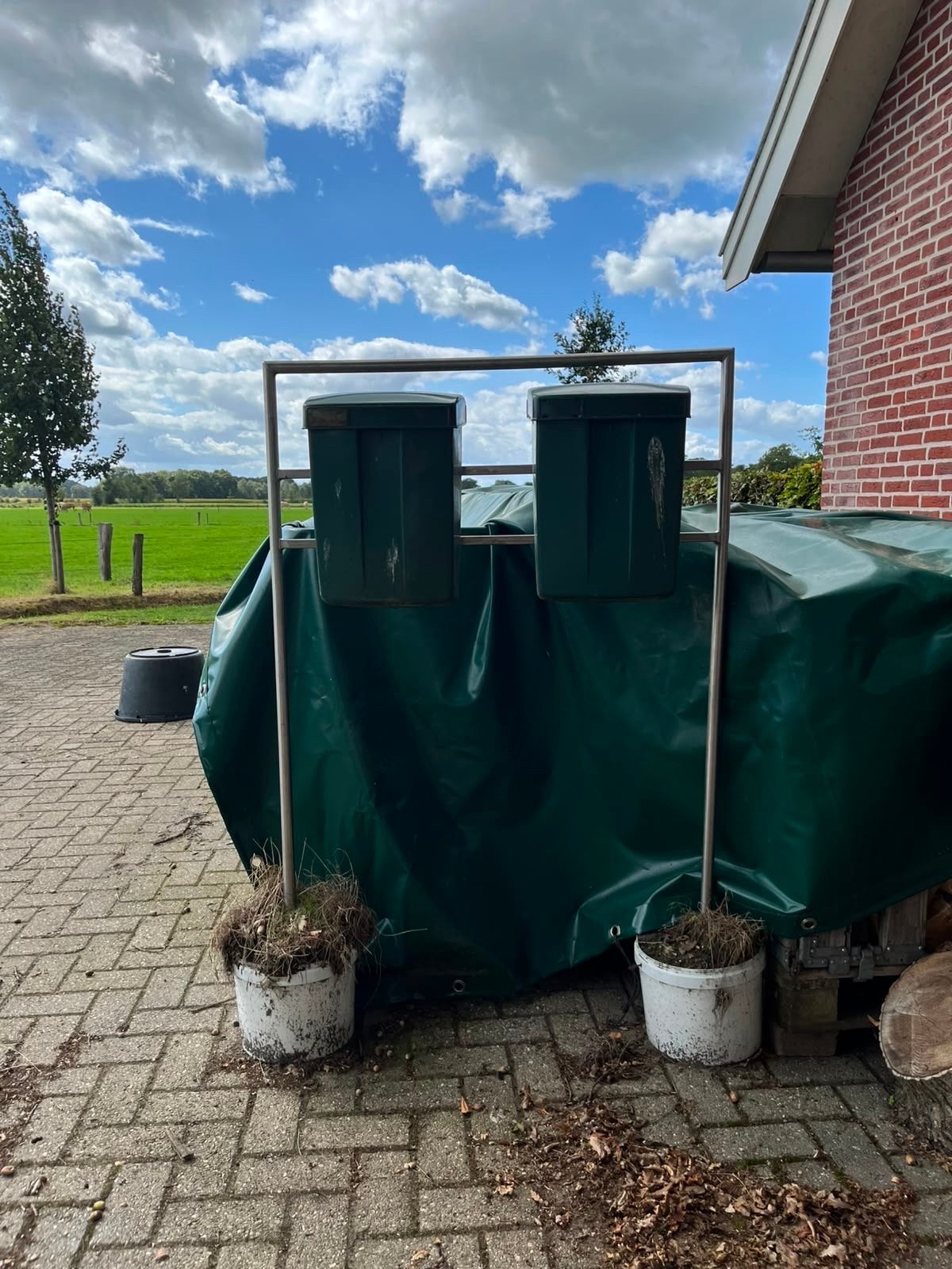 Dubbele brievenbus op staander, Tuin en Terras, Ophalen, Gebruikt, Kunststof, Staande brievenbus