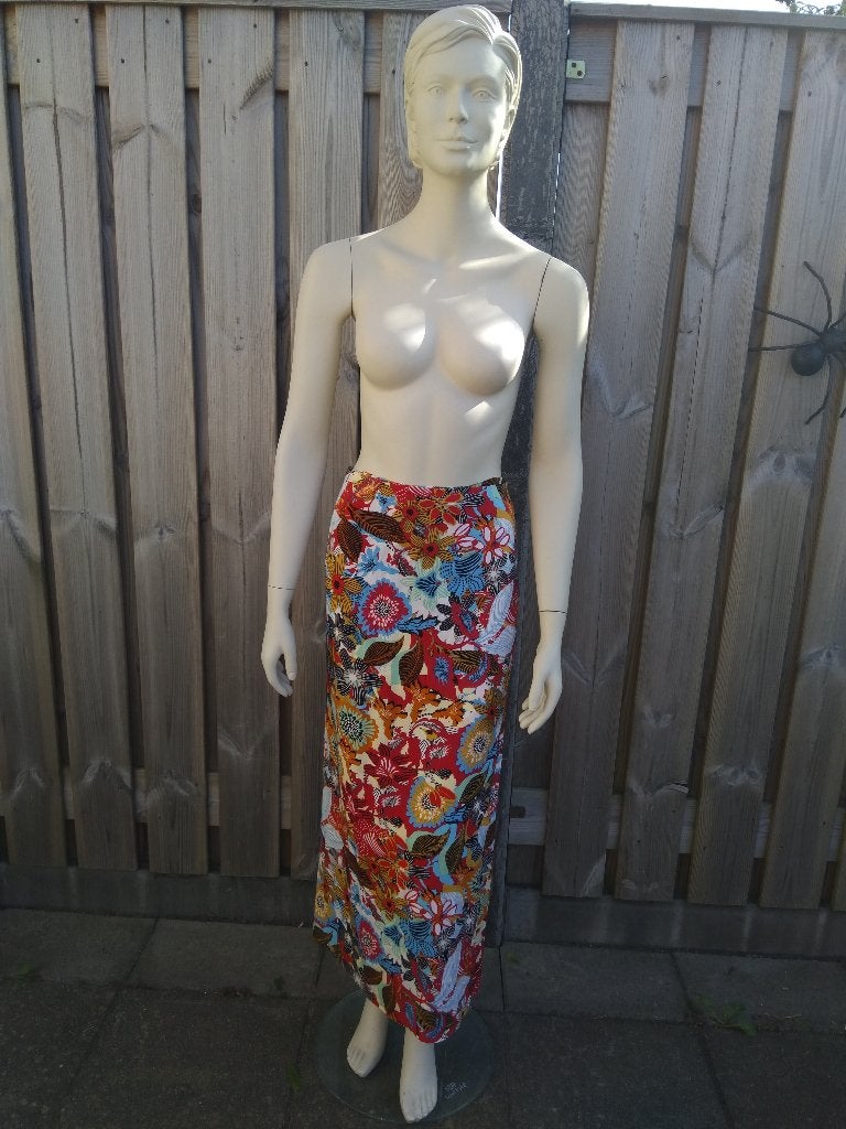 Wikkelrok bloemen - NIEUW!, Kleding | Dames, Rokken, Ophalen of Verzenden, Nieuw, Maat 38/40 (M), Onder de knie