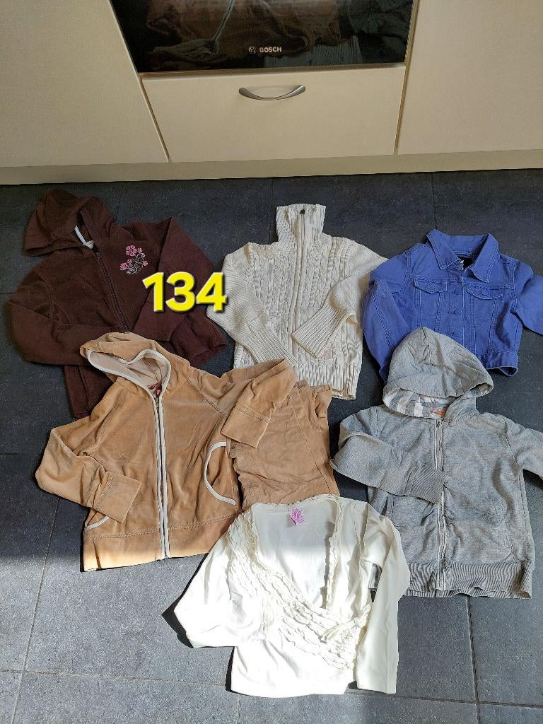Div maten Zomer Jasjes Vesten Winterjas Bijna gratis, Ophalen of Verzenden, Zo goed als nieuw, Jongen of Meisje, Trui of Vest